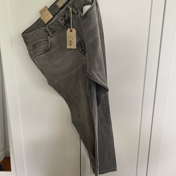 All Saints grey wash skinny jeans - Picture 2 of 10